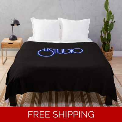 Le Studio Throw A Black Blanket Original White & Blue Logo